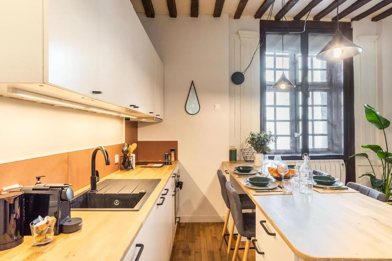 L'Atelier Des Lices - Charmant T1 Bis Au Coeur Du Centre Historique Rennes France